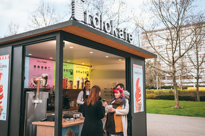 Trdlokafe získává síť Kofi Kofi a Pizza Raketou